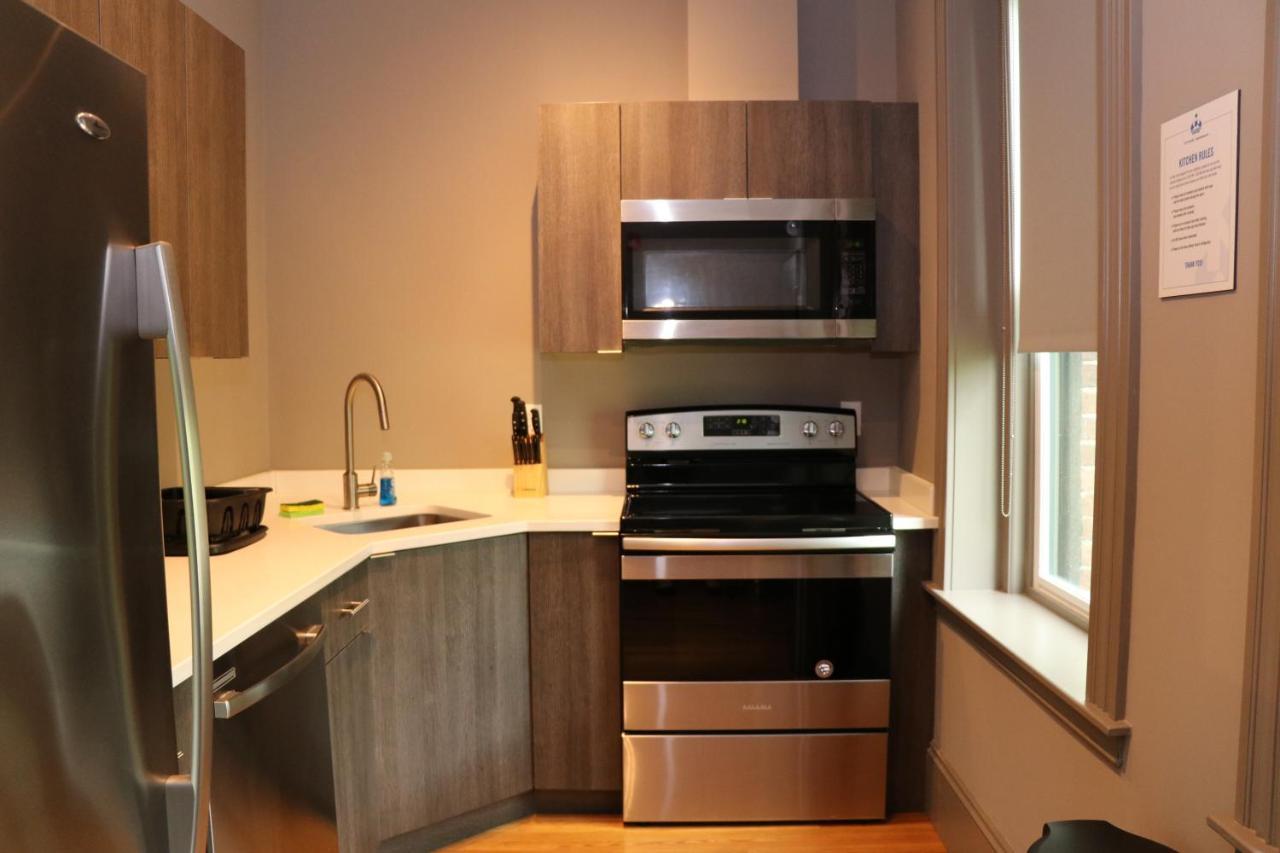 A Stylish Stay W/ A Queen Bed, Heated Floors.. #18 Brookline Dış mekan fotoğraf